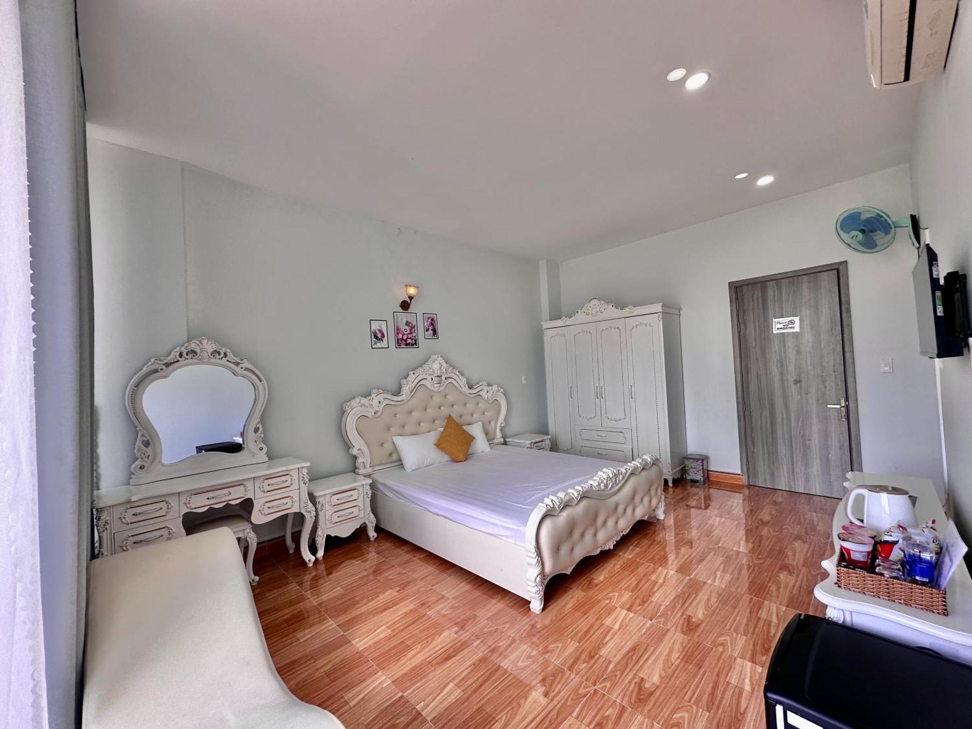 Royal Homestay Tuy Hoa Exterior photo